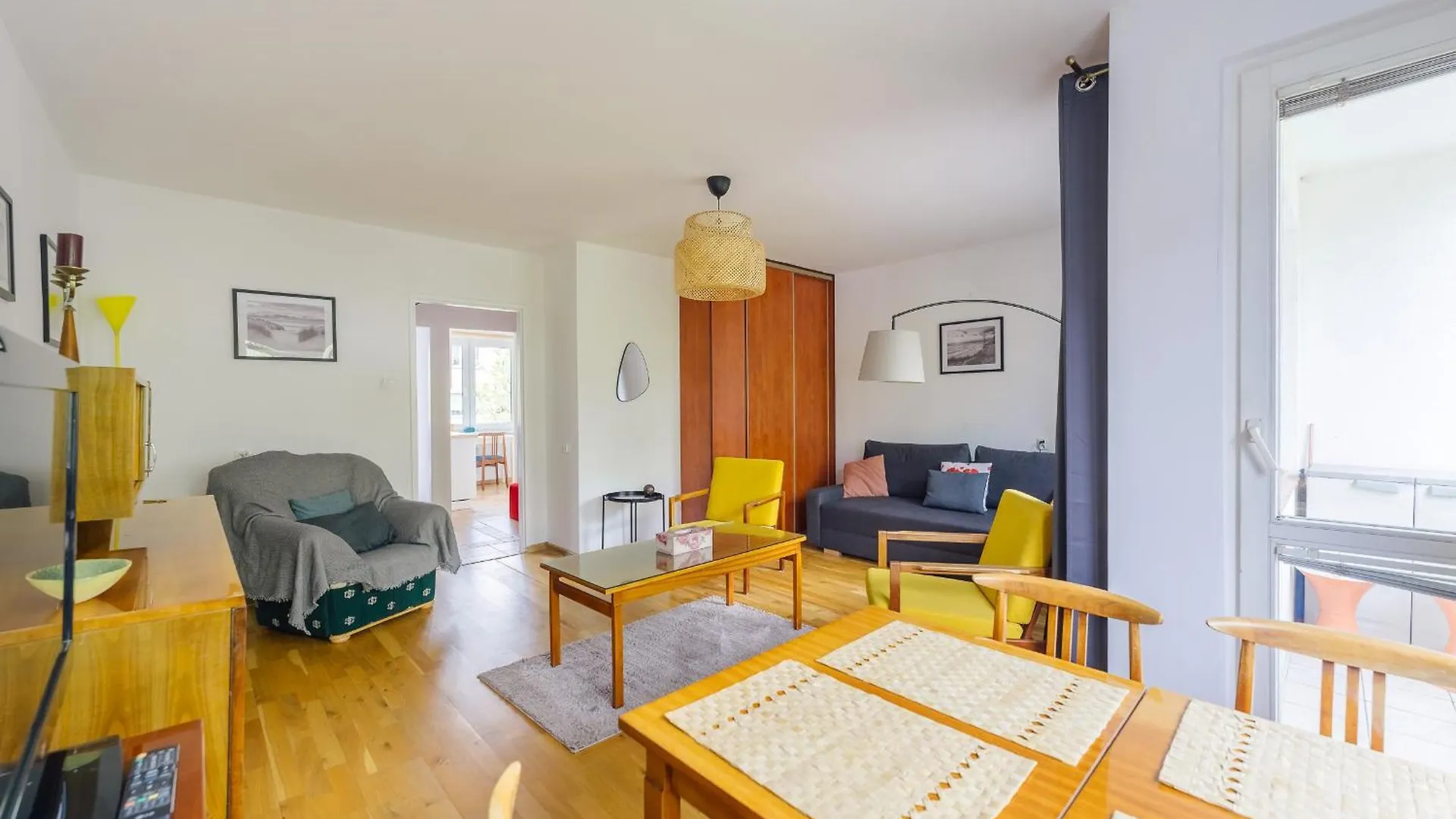 City Centre Yellow Apartment Kolobrzeg